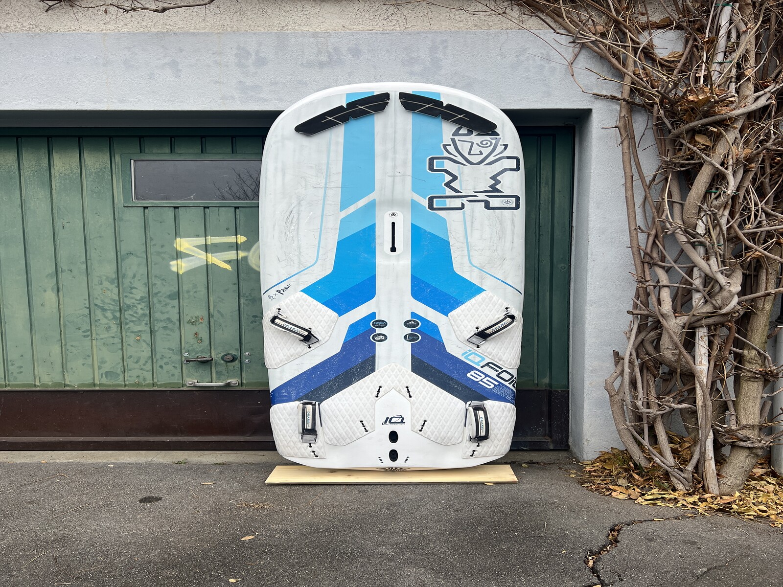 IQ Foil Y/J Board 85 3